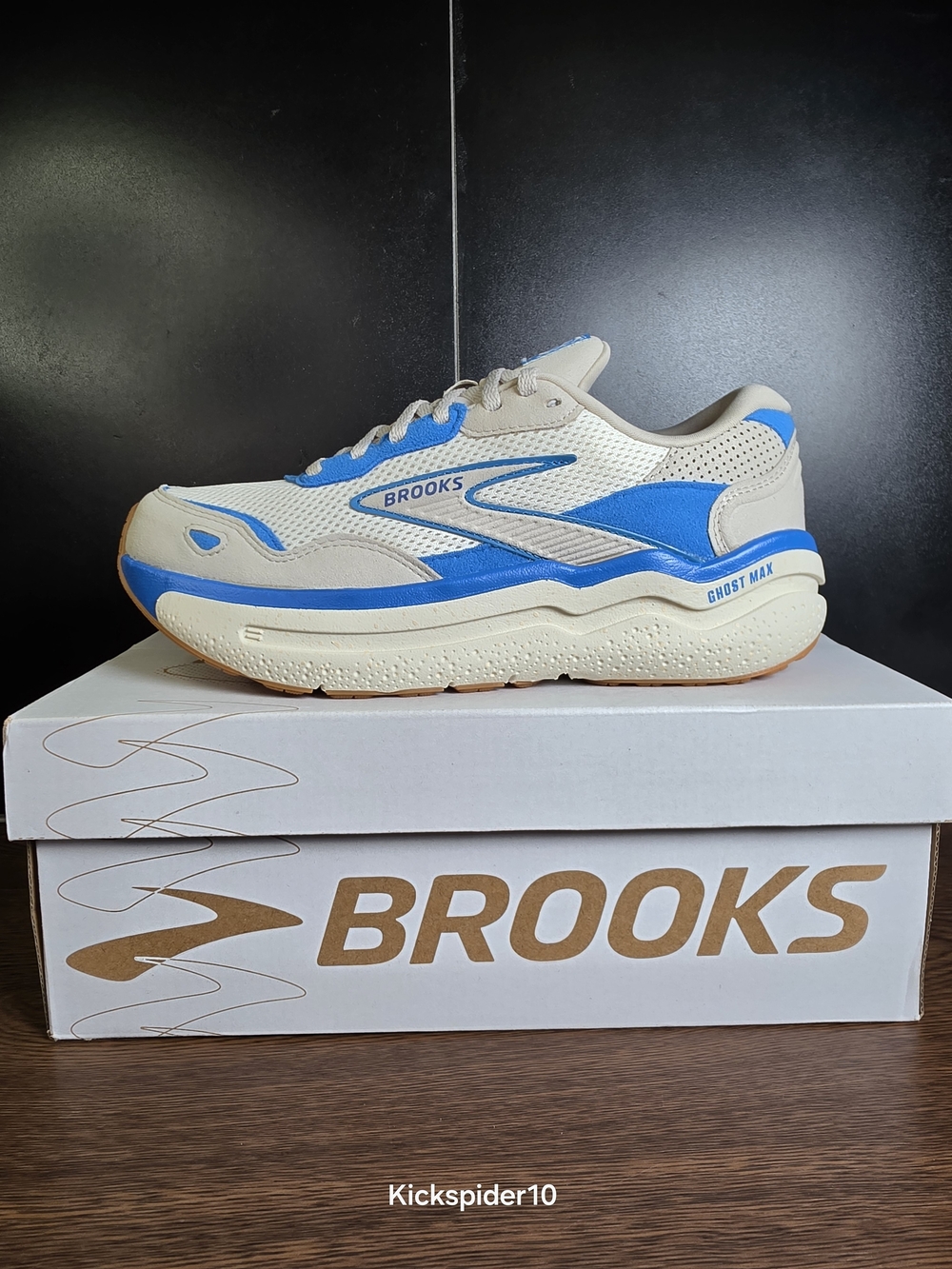 Brooks Ghost Max SE Size 8.5 B Women's Walking Running Shoes Max Cushion Suede